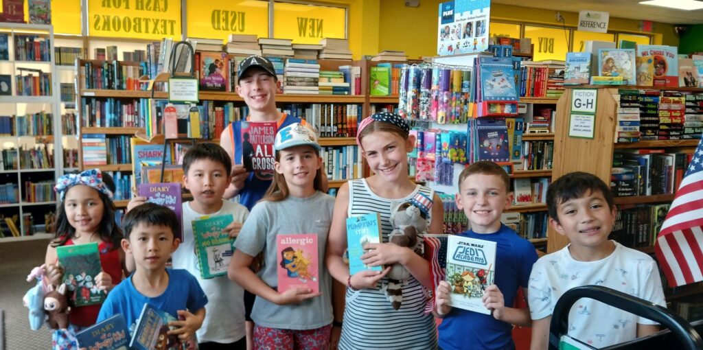 exhpdp_7 Walls of Books